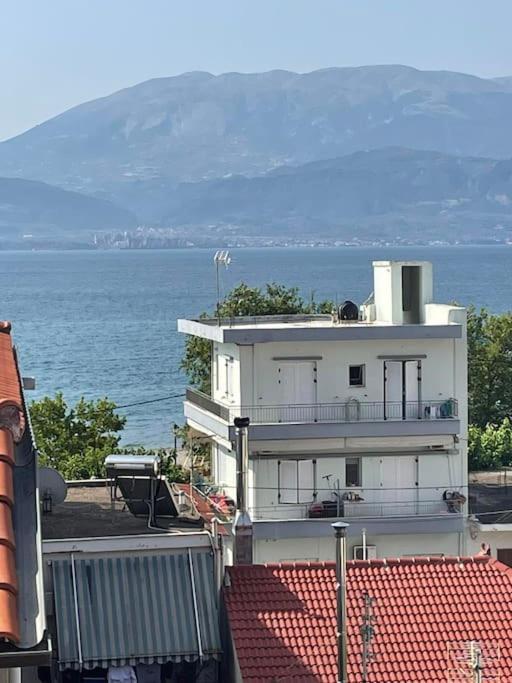 Διαμέρισμα Στη Ναύπακτο Nafpaktos Eksteriør billede